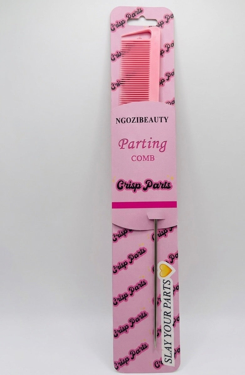The Signature Crisp Parting Comb💛